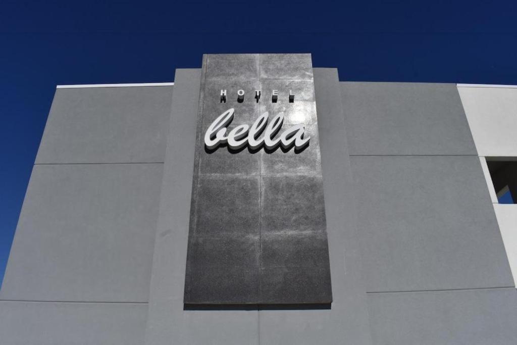 Hotel Bella Jersey Village Exterior photo